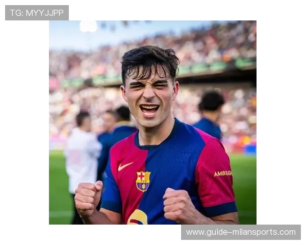 巴萨在训练中反复练习“无球吸引”的跑位艺术